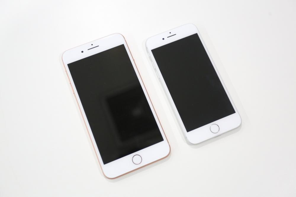 เปรียบเทียบขนาด iPhone 8 และ iPhone 8 Plus