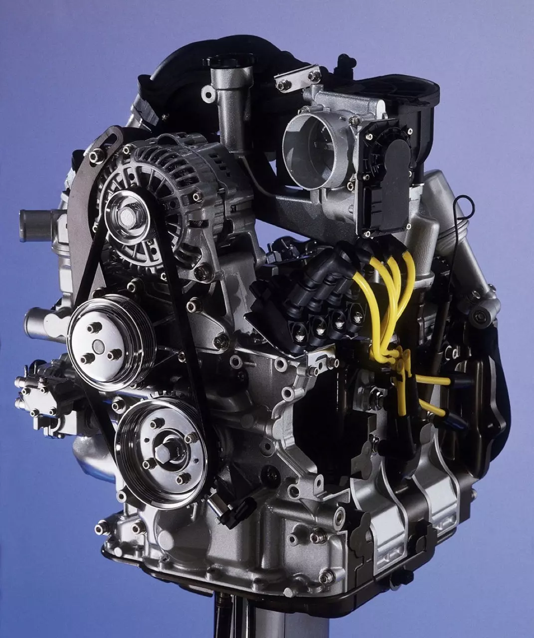 ขุดกระดูกปิศาจร้ายโรตารี่ ย้อนอดีต MAZDA เครื่องยนต์สูบหมุน