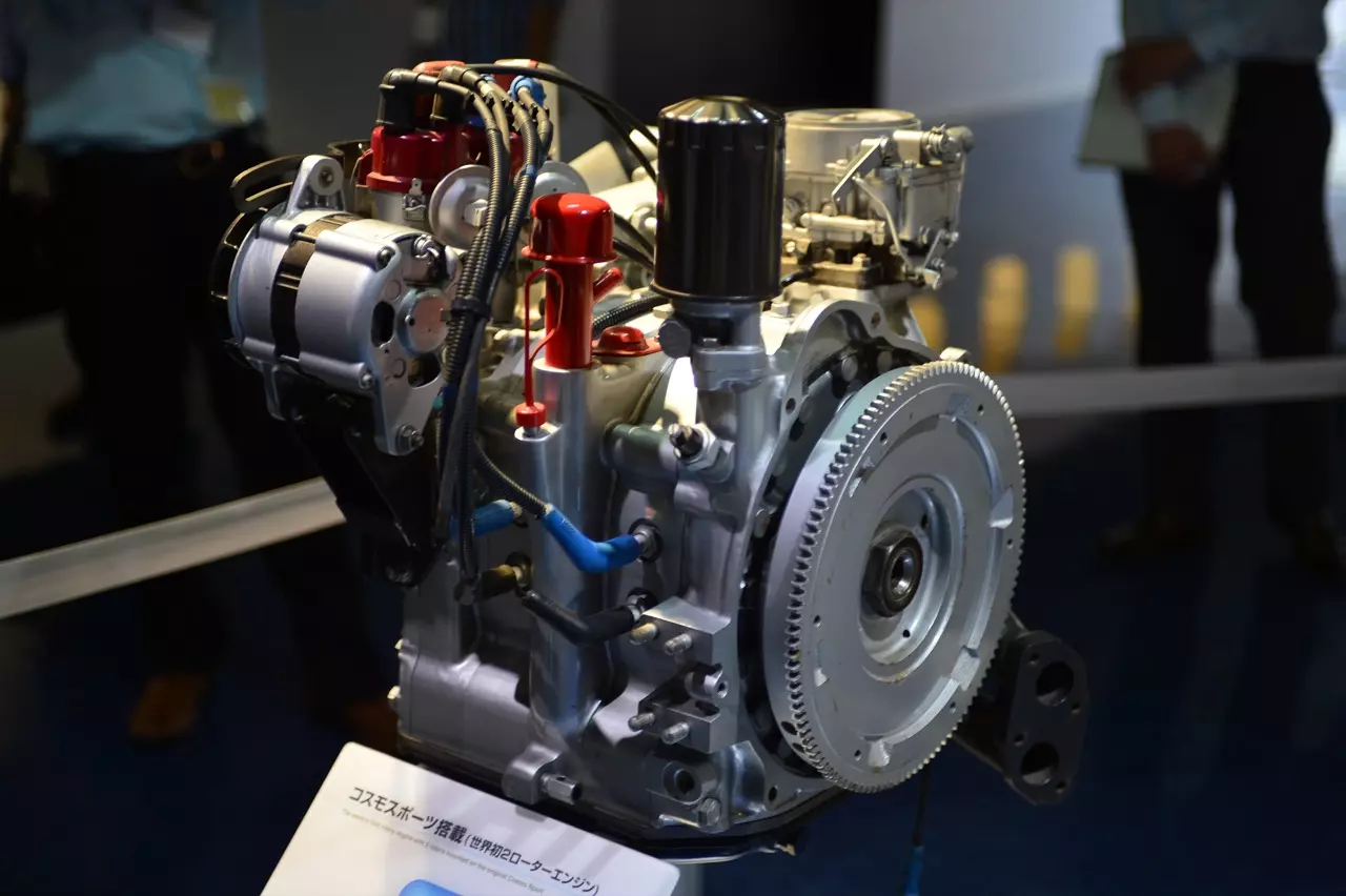ขุดกระดูกปิศาจร้ายโรตารี่ ย้อนอดีต MAZDA เครื่องยนต์สูบหมุน