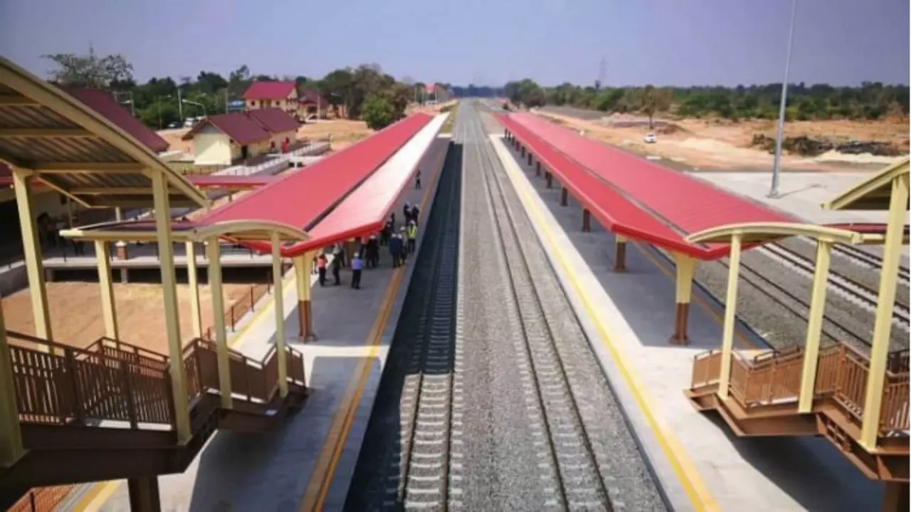 ไปมั้ย? 10 รู้จักรถไฟทางคู่ จิระ-ขอนแก่น กำลังจะเปิดใช้งาน!