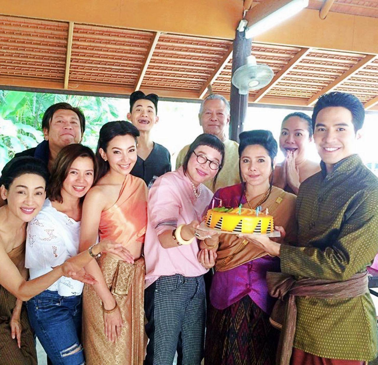 ทีม บุพเพสันนิวาส
