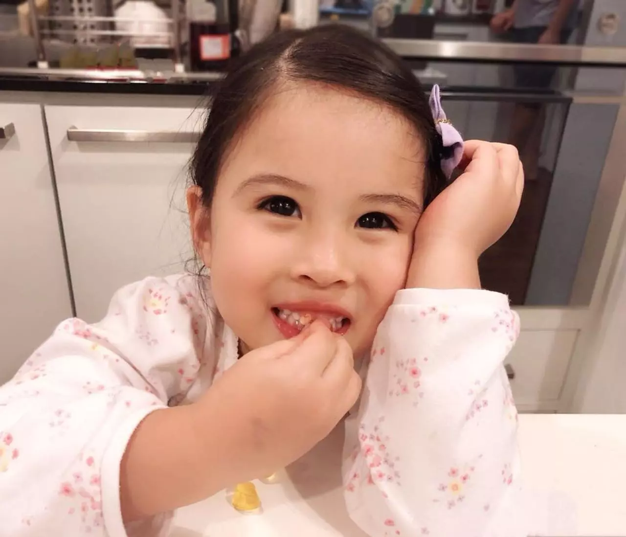 ส่อง "แฟชั่น" ภาพน่ารัก "น้องมายู" ลูกพ่อหนุ่ม-แม่เมย์ สดใสเว่อร์