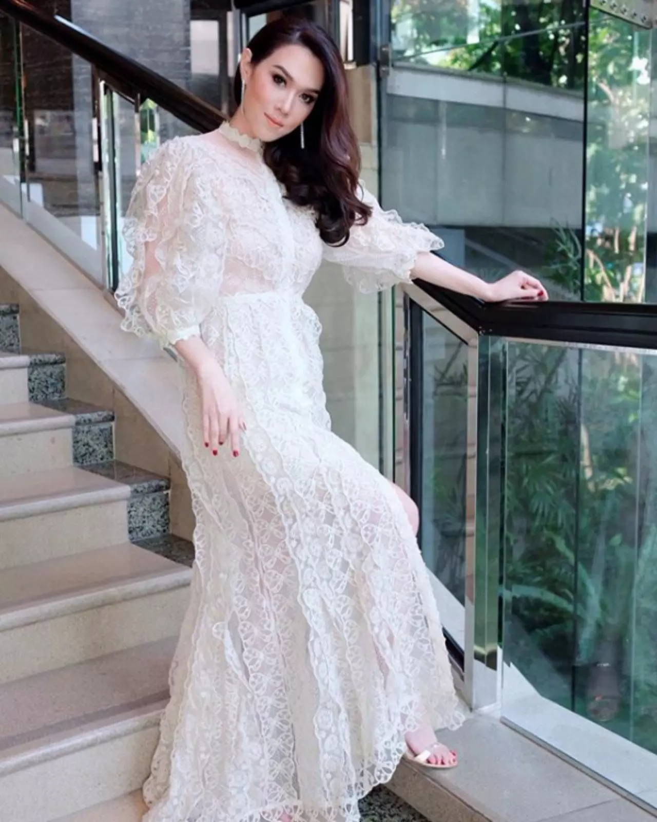 สิ่งที่ควรทำ "วันมาฆบูชา" ชวนสาวๆ ใส่ "แฟชั่นชุดขาว" ไปทำบุญเวียนเทียน 
