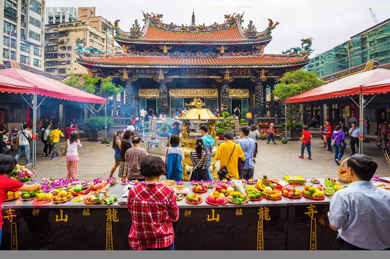 5 สถานที่ขอพรความรัก "วาเลนไทน์" ปีนี้สละคาน ทิ้งความโสด!