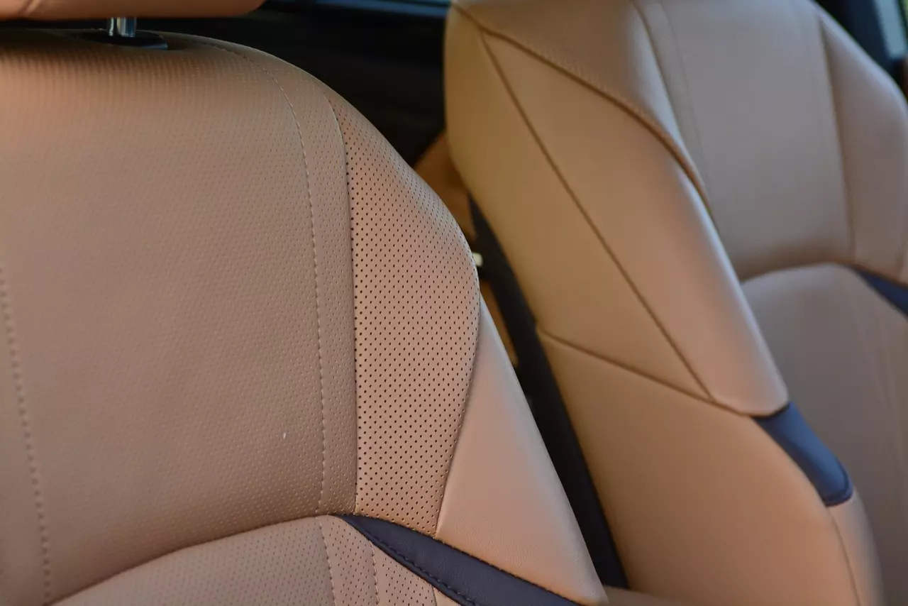ดีกว่า NEW CAMRY ก็คันนี้ล่ะครับ รีวิว LEXUS ES300h GRAND LUXURY