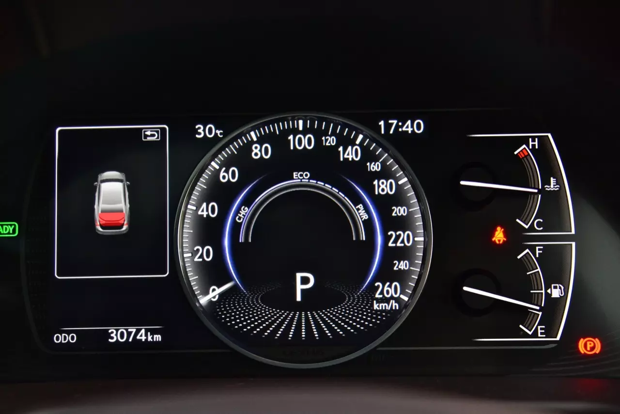 ดีกว่า NEW CAMRY ก็คันนี้ล่ะครับ รีวิว LEXUS ES300h GRAND LUXURY