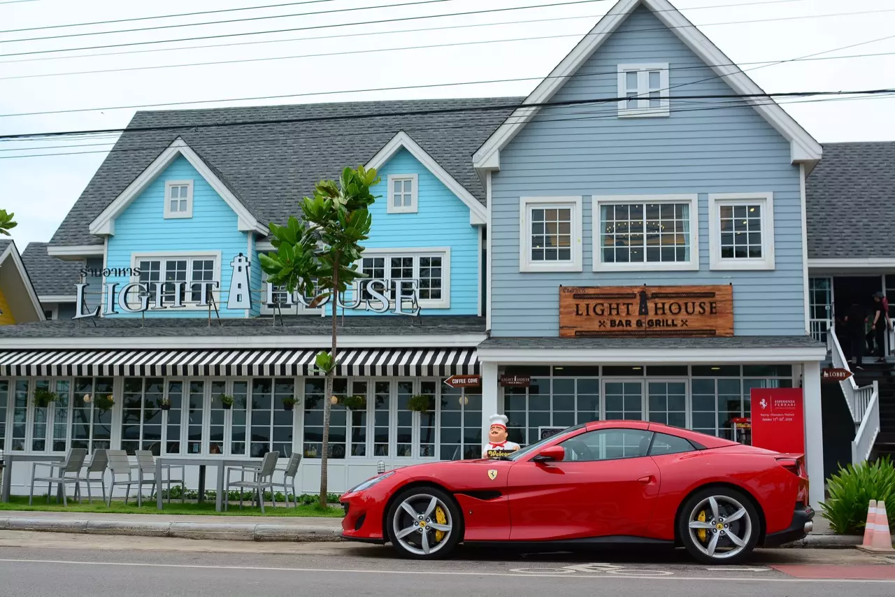 ลองของหรู รีวิวซุปเปอร์คาร์เปิดประทุน Ferrari Portofino