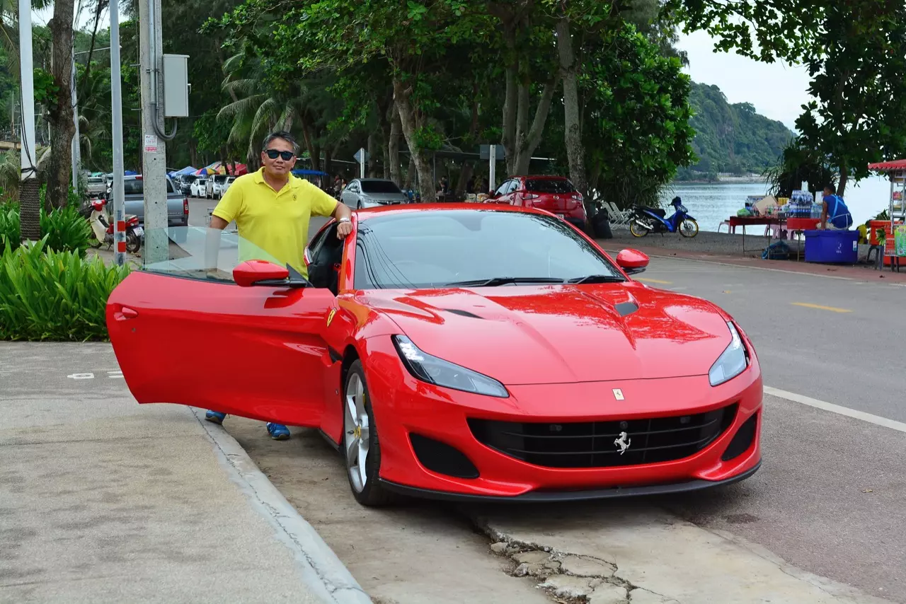 ลองของหรู รีวิวซุปเปอร์คาร์เปิดประทุน Ferrari Portofino