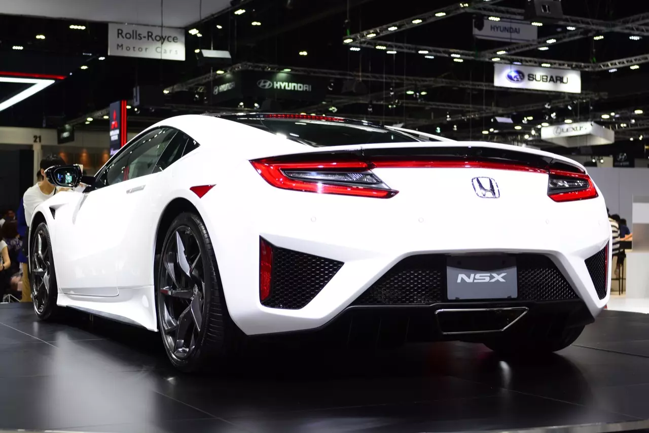 อย่างหล่อ! HONDA CIVIC รุ่นปรับโฉม 2019 ราคามาแล้ว