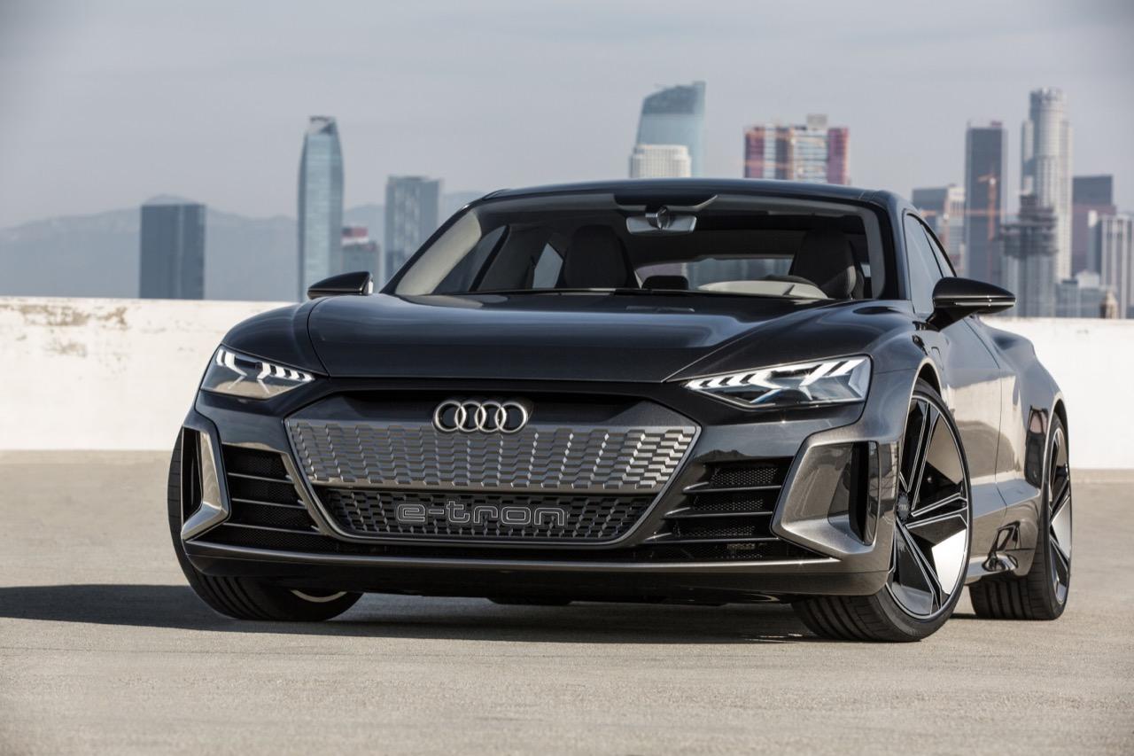 Audi e tron on sale concept car