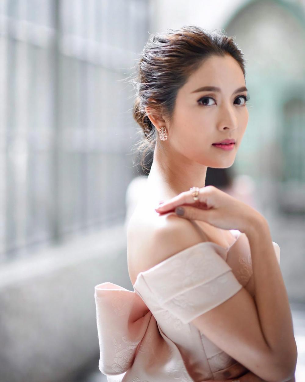 แอฟ-ทักษอร