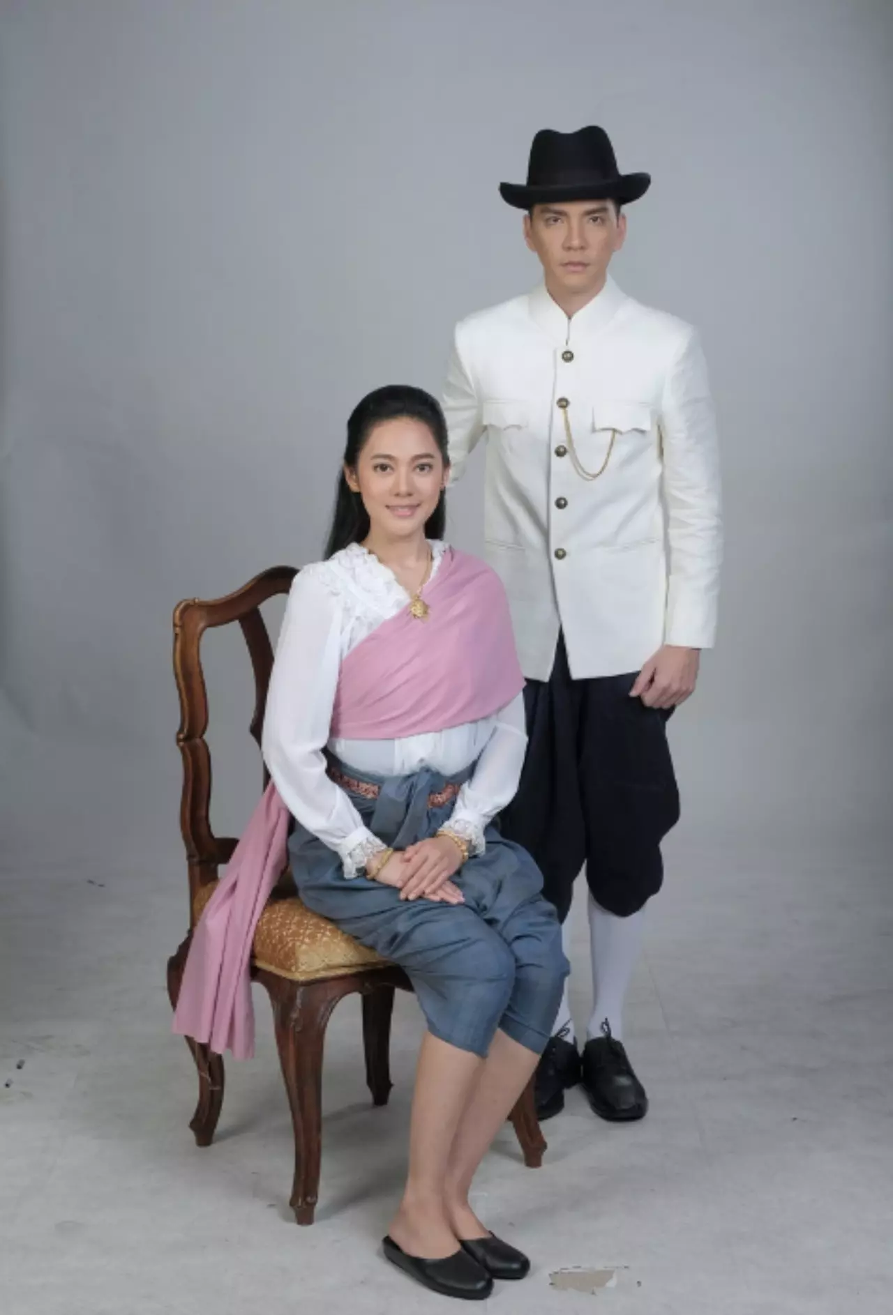 "แฟชั่น" สไบย้อนยุค ประชันชุดสวยด้วยเสื้อผ้ายุครัตนโกสินทร์