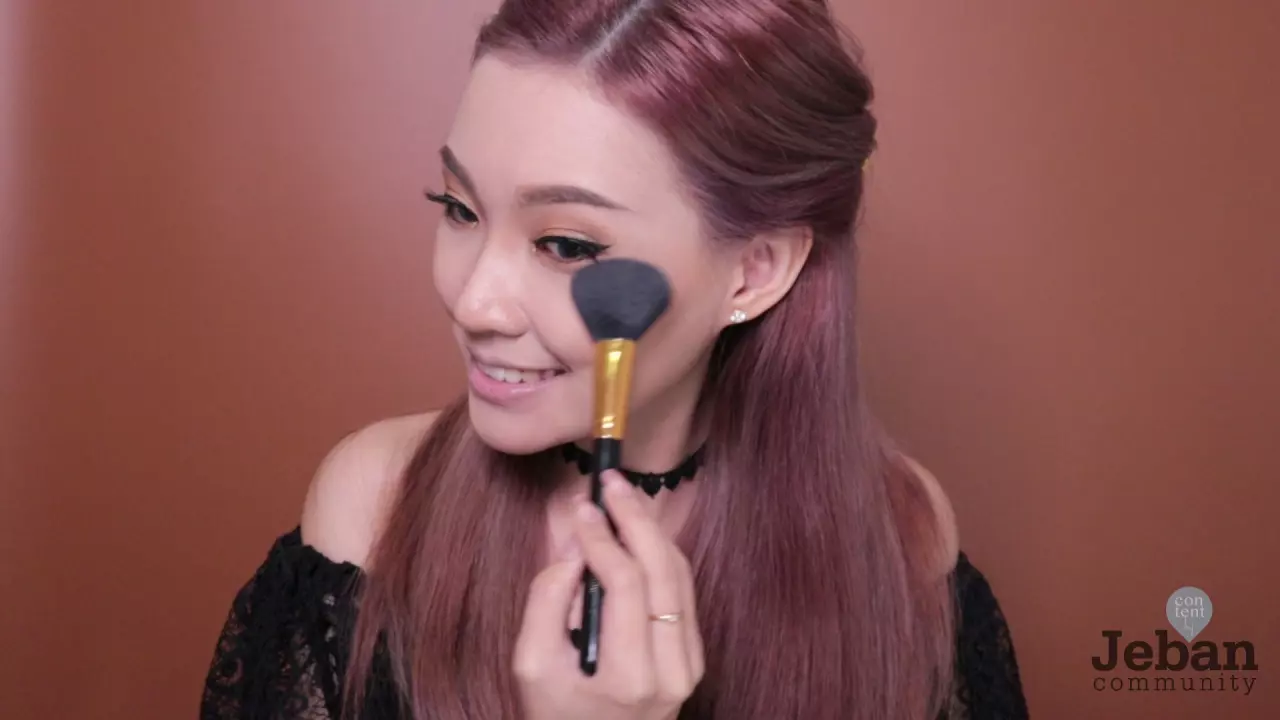 How to : แต่งหน้าโทนน้ำตาลทอง เรียบหรูดูแพง!
