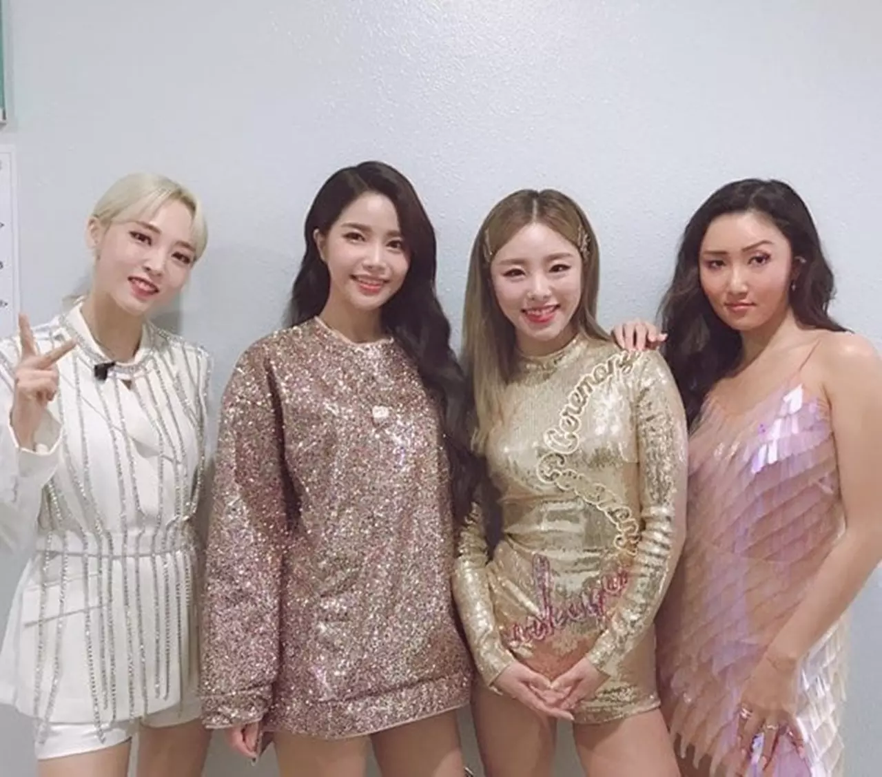ไอเดียมิกซ์แอนด์แมตช์ "แฟชั่น" แต่งตัวตามสาวๆ "MAMAMOO"