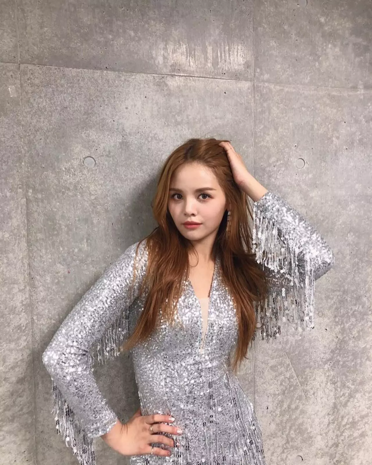 ทำความรู้จัก "สร-มินนี่" 2 สาวไอดอลสัญชาติไทย เพื่อน "ลิซ่า BLACKPINK"