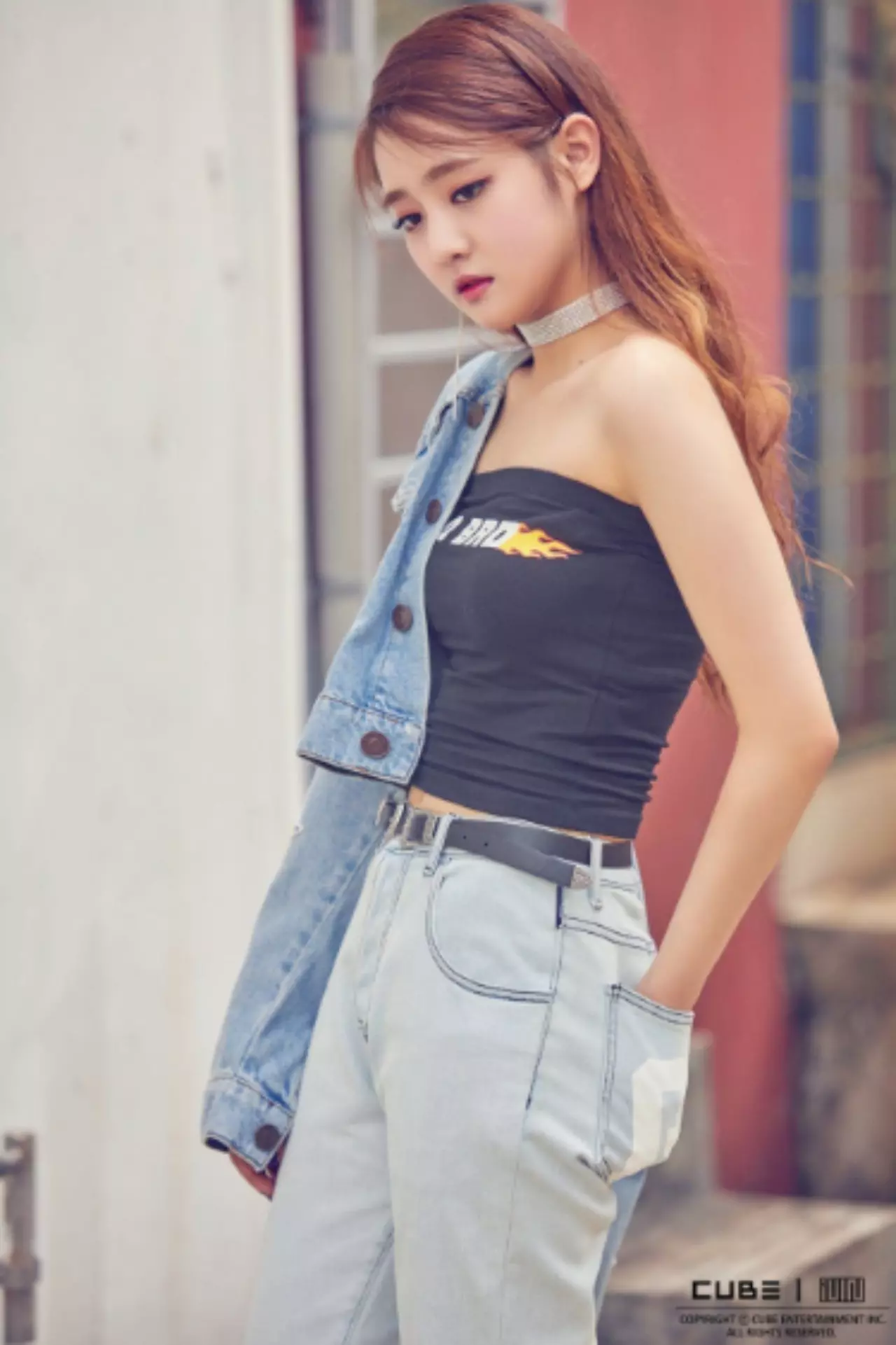 ทำความรู้จัก "สร-มินนี่" 2 สาวไอดอลสัญชาติไทย เพื่อน "ลิซ่า BLACKPINK"