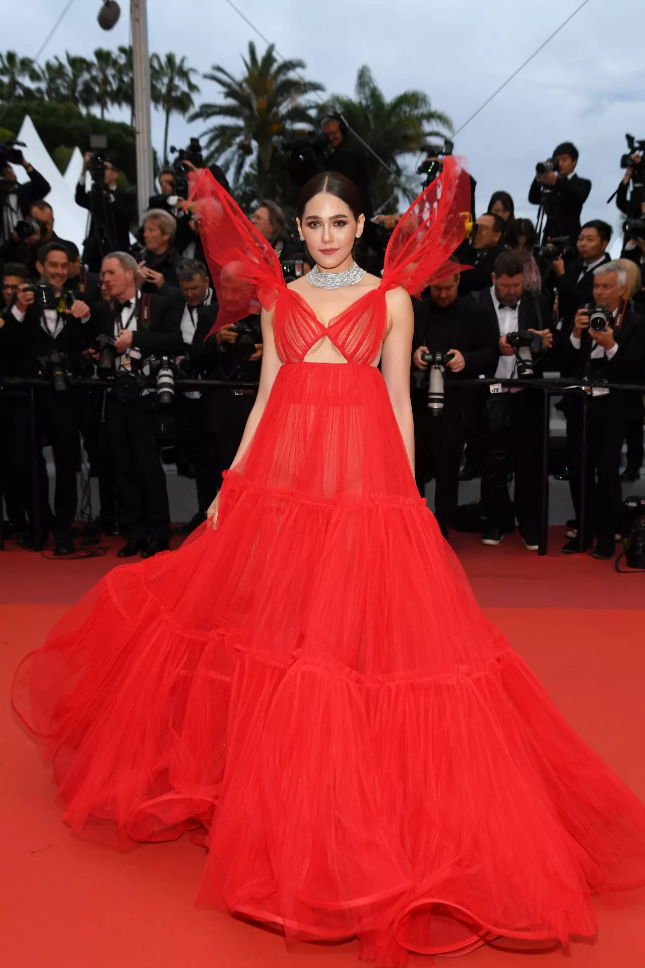 แดงไหนเด่น แดงไหนดับ "แฟชั่น" ไม่มีแรงเดิน Red or Red บน "Cannes 2019"