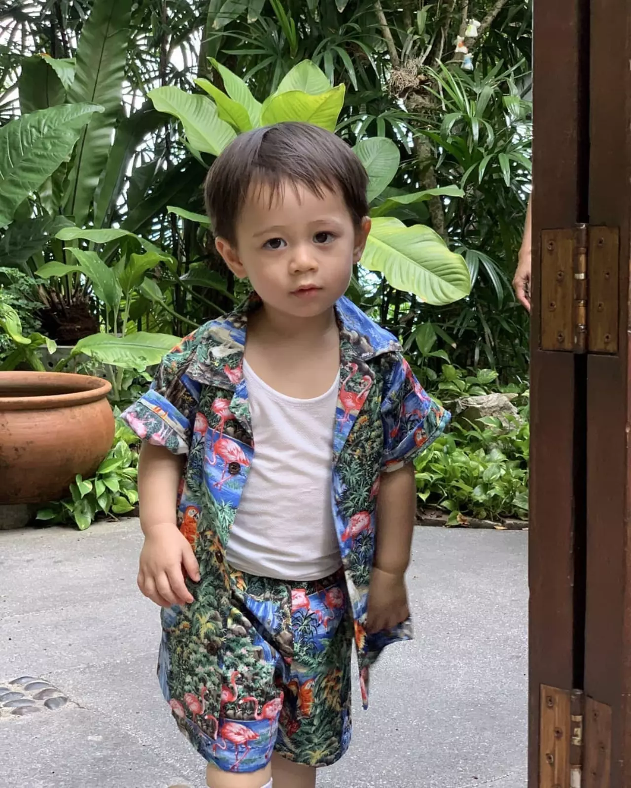 เปิดภาพวัยเด็กนางเอกตัวแม่ หน้าเหมือนลูกชายมากๆ