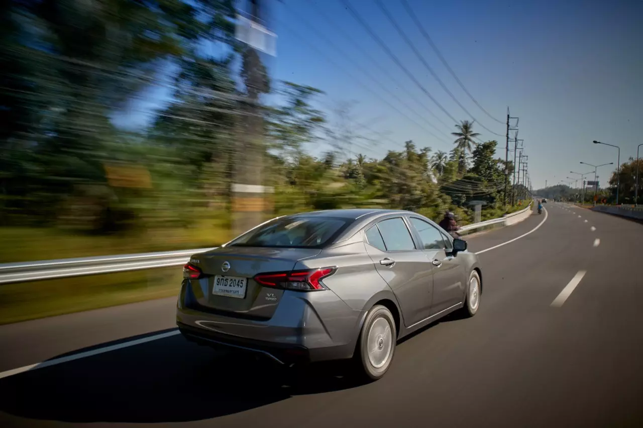 ส่องจุดด้อยสอยจุดเด่น! ทดสอบ NISSAN NEW ALMERA 1.0L TURBO