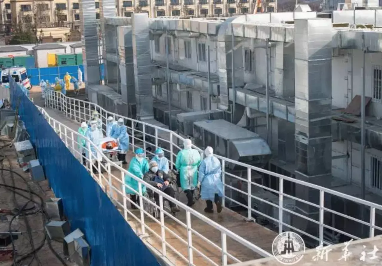PPE ชุดพิทักษ์แพทย์ 20 ขั้นตอนสุดพิถีพิถัน สวมถอดรอด "ไวรัสโคโรนา"
