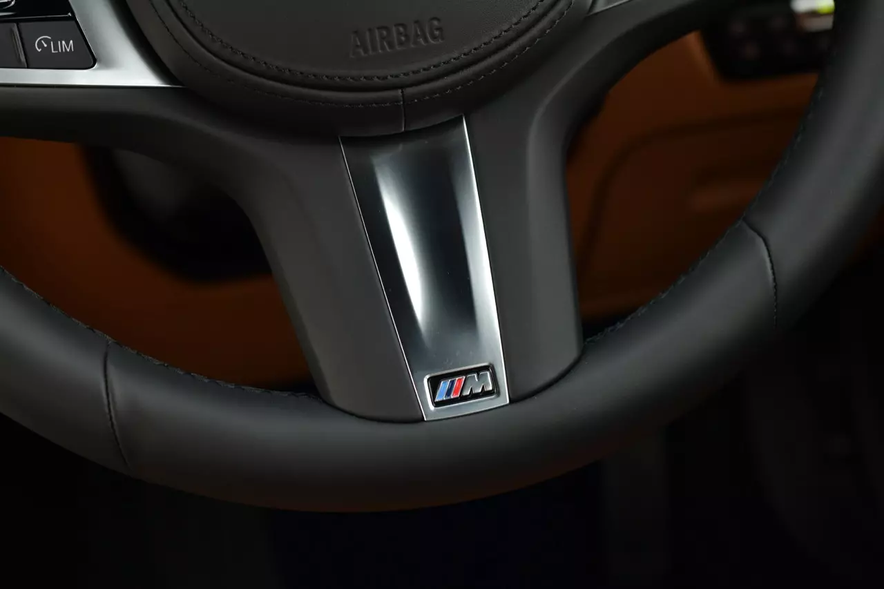 ประกอบไทยราคาน่ารัก BMW 320d ดีเซลจอมประหยัด / 330e M SPORT เสียบปลั๊ก รักษ์โลก!