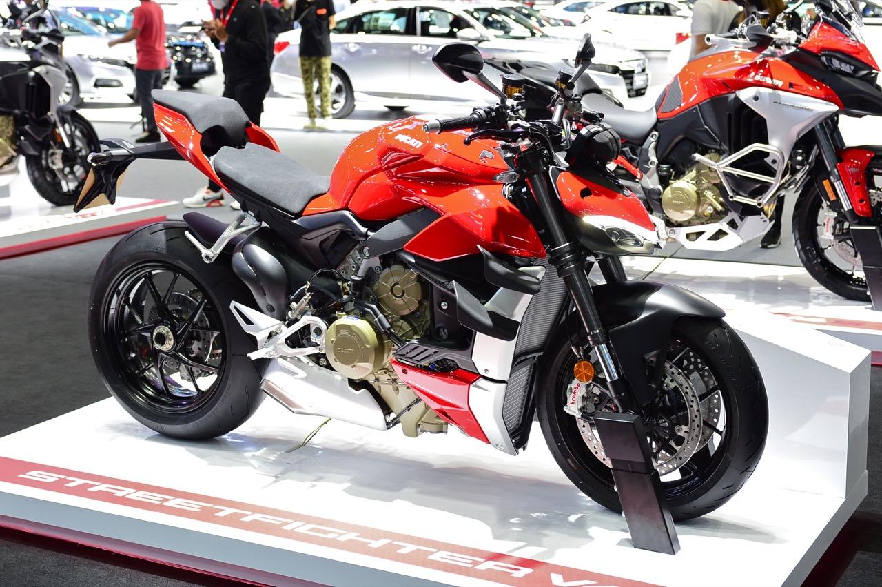 MOTOR EXPO 2022 includes 35 brands of cars, 17 brands of motorcycles