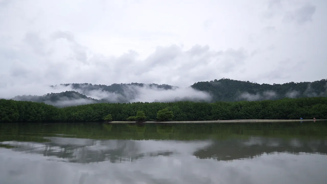 เที่ยวเกาะช้างหน้าฝนในรถ EV จุดชาร์จมี ซีฟู้ดอุดมสมบูรณ์ แต่มันจะเปียกปอนหน่อย