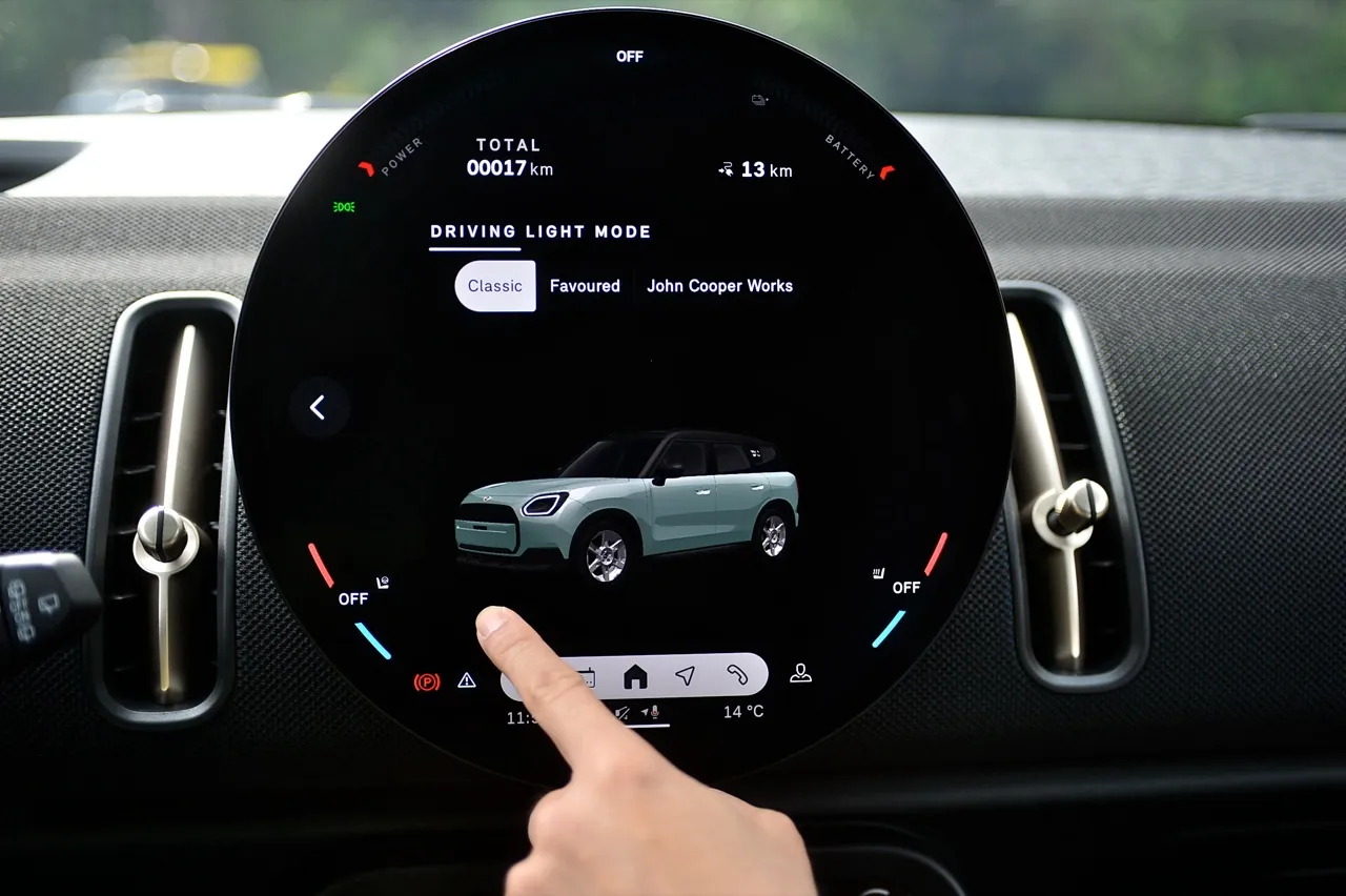 ใหญ่สะใจวิ่งไกล 430 กิโลเมตร MINI NEW COUNTRYMAN SE ALL4
