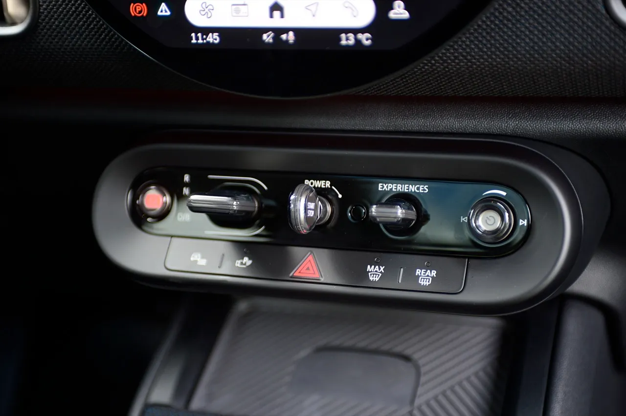 ใหญ่สะใจวิ่งไกล 430 กิโลเมตร MINI NEW COUNTRYMAN SE ALL4