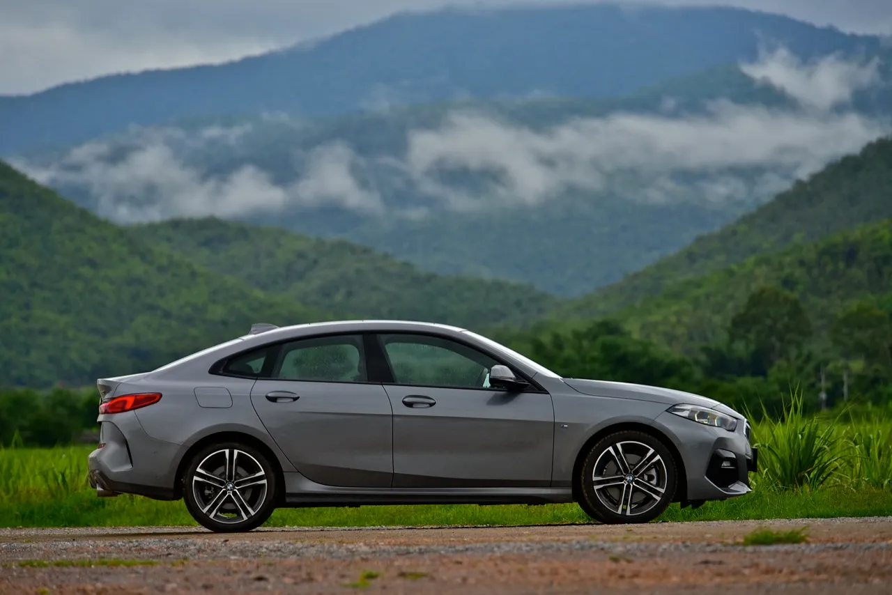 ประกอบไทย ไม่ถึงสองล้าน ทดสอบ BMW 220i GRAN COUPE M SPORT