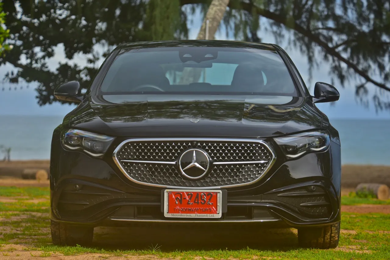 ประกอบไทย วิ่งไฟฟ้าไกลร้อยกิโลเมตร ทดสอบ NEW MERCEDES-BENZ E350e AMG DYNAMIC 