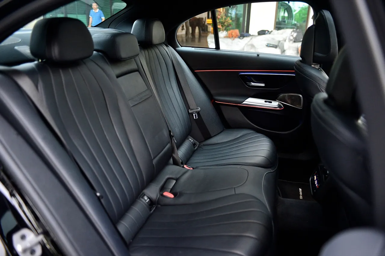 ประกอบไทย วิ่งไฟฟ้าไกลร้อยกิโลเมตร ทดสอบ NEW MERCEDES-BENZ E350e AMG DYNAMIC 