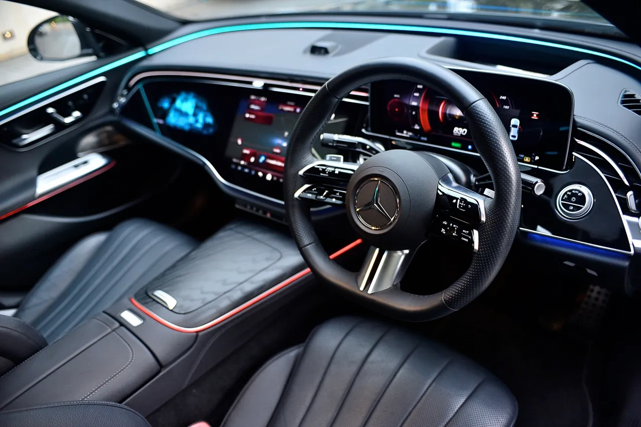 ประกอบไทย วิ่งไฟฟ้าไกลร้อยกิโลเมตร ทดสอบ NEW MERCEDES-BENZ E350e AMG DYNAMIC 