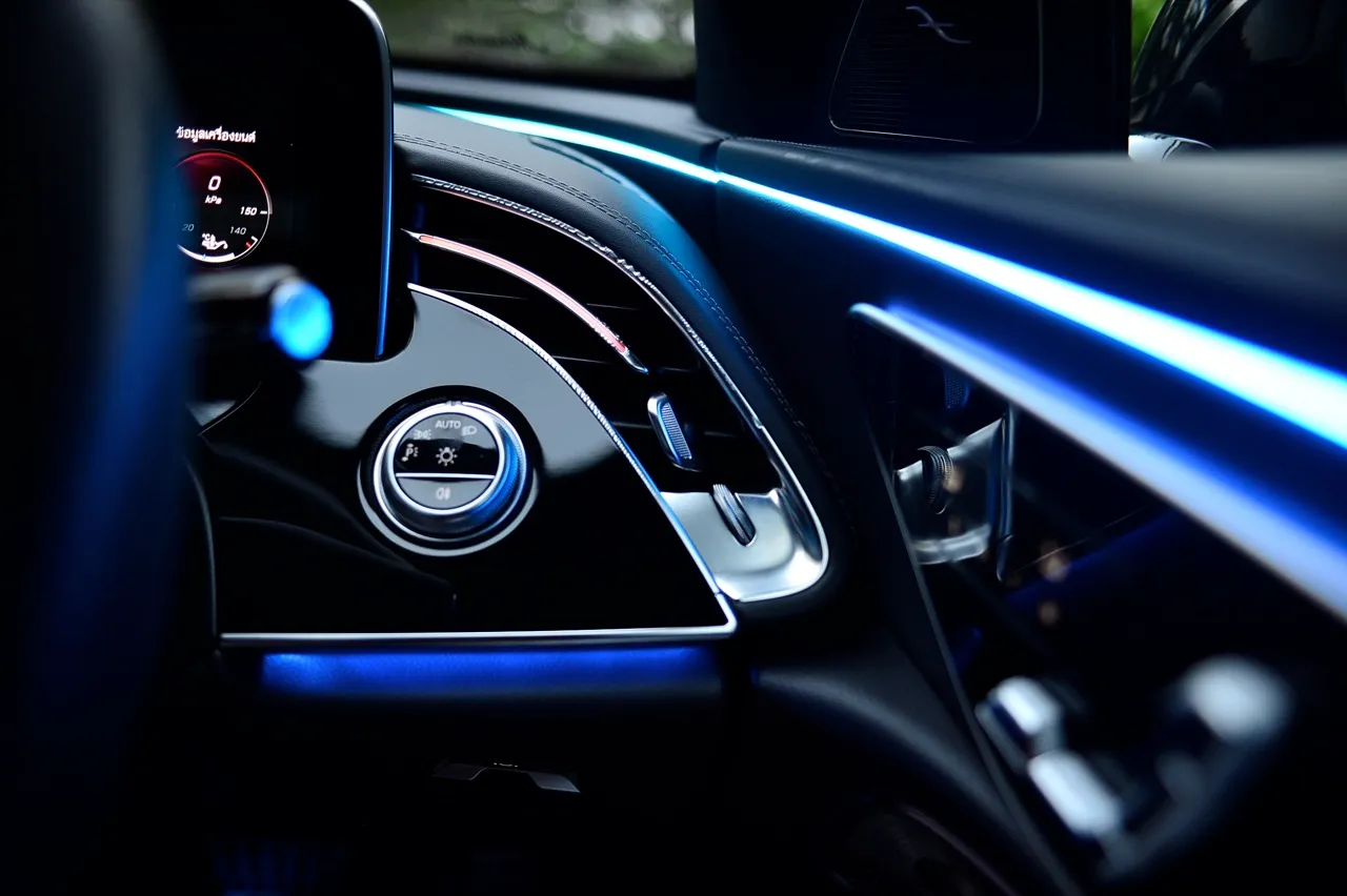 ประกอบไทย วิ่งไฟฟ้าไกลร้อยกิโลเมตร ทดสอบ NEW MERCEDES-BENZ E350e AMG DYNAMIC 
