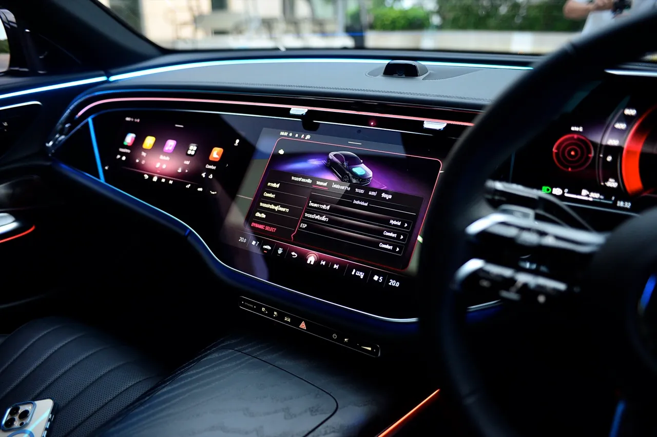ประกอบไทย วิ่งไฟฟ้าไกลร้อยกิโลเมตร ทดสอบ NEW MERCEDES-BENZ E350e AMG DYNAMIC 
