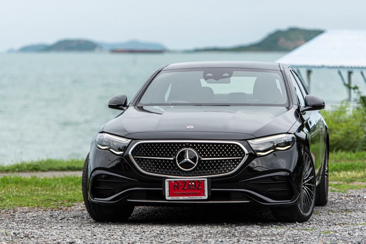 ประกอบไทย วิ่งไฟฟ้าไกลร้อยกิโลเมตร ทดสอบ NEW MERCEDES-BENZ E350e AMG DYNAMIC 