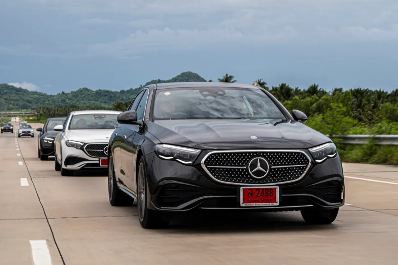 ประกอบไทย วิ่งไฟฟ้าไกลร้อยกิโลเมตร ทดสอบ NEW MERCEDES-BENZ E350e AMG DYNAMIC 