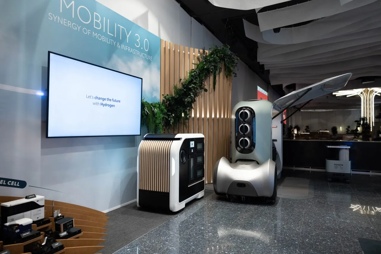 พาทัวร์ TOYOTA HOUSE ที่กรุงปารีส ชมต้นแบบ Mobility เทคโนโลยีสุดล้ำสมัย