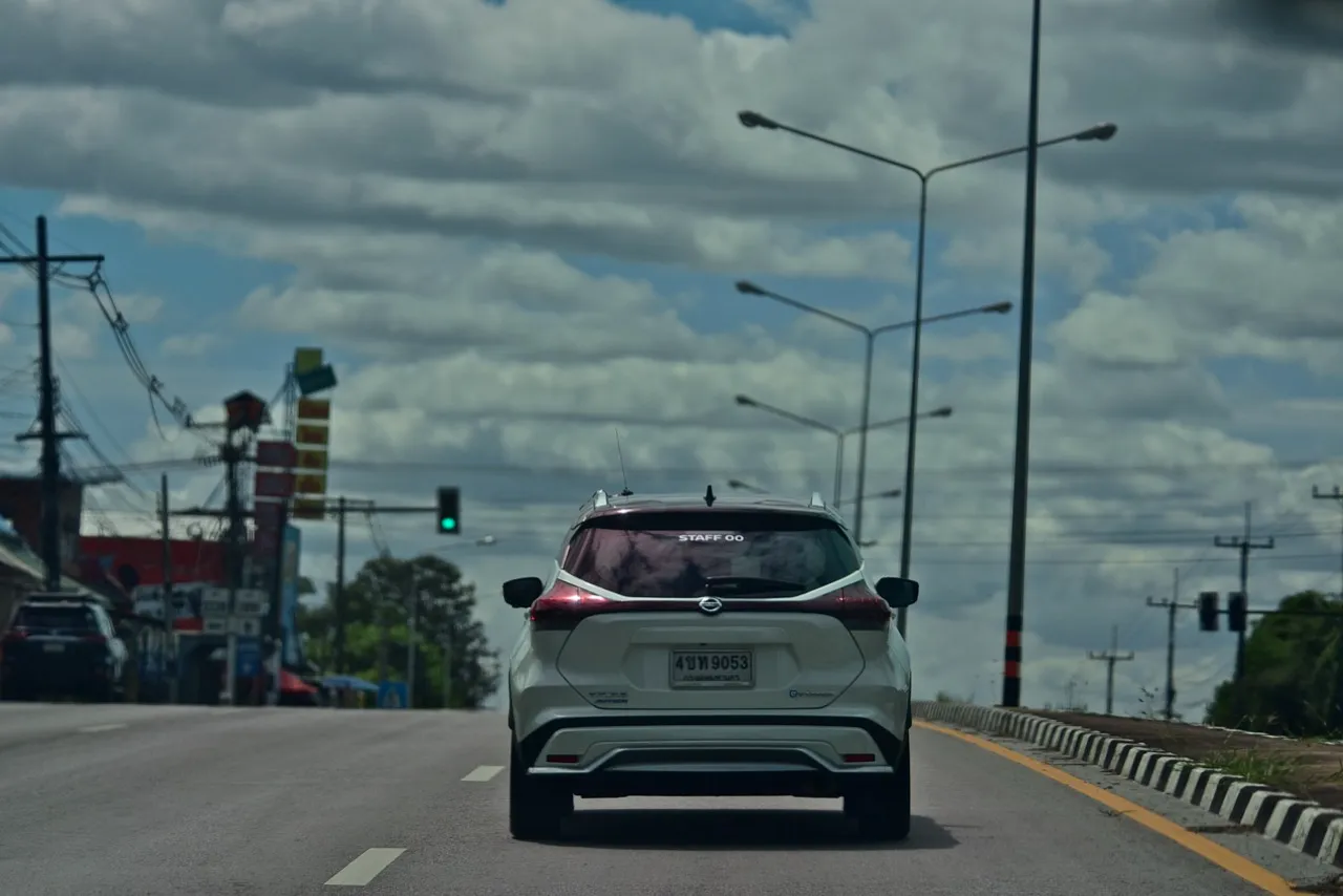 ไม่ชอบรอชาร์จไฟต้องเทใจไปคันนี้ ทดสอบ NISSAN KICKS AUTECH