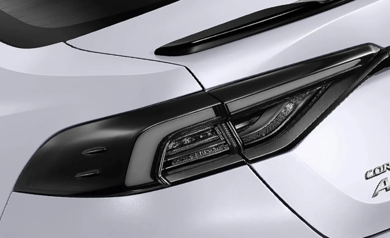ปรับโฉมเพิ่มความสด มาแล้ว TOYOTA COROLLA ALTIS HEV GR SPORT 2024