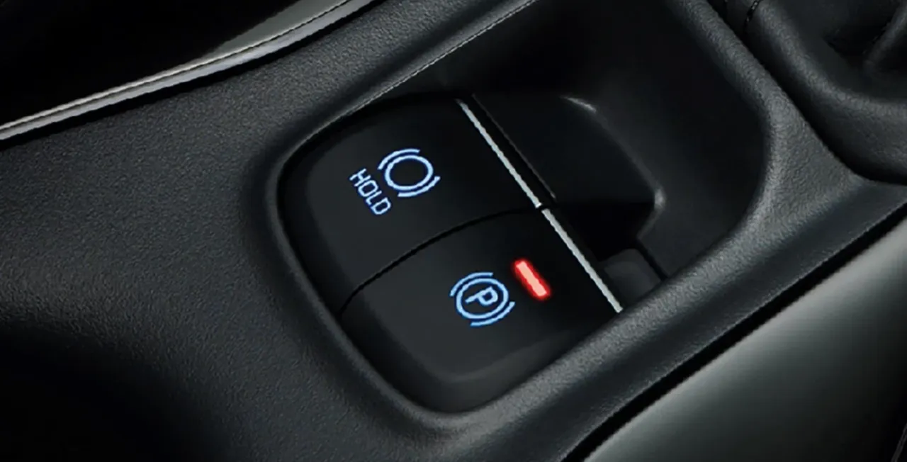 ปรับโฉมเพิ่มความสด มาแล้ว TOYOTA COROLLA ALTIS HEV GR SPORT 2024