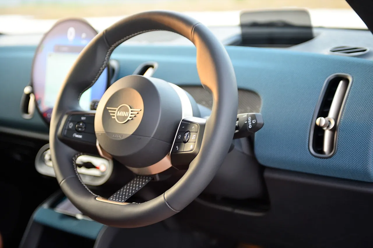 ประกอบไทยราคาดีงาม ทดสอบ MINI COUNTRYMAN COOPER S ALL4 U25 