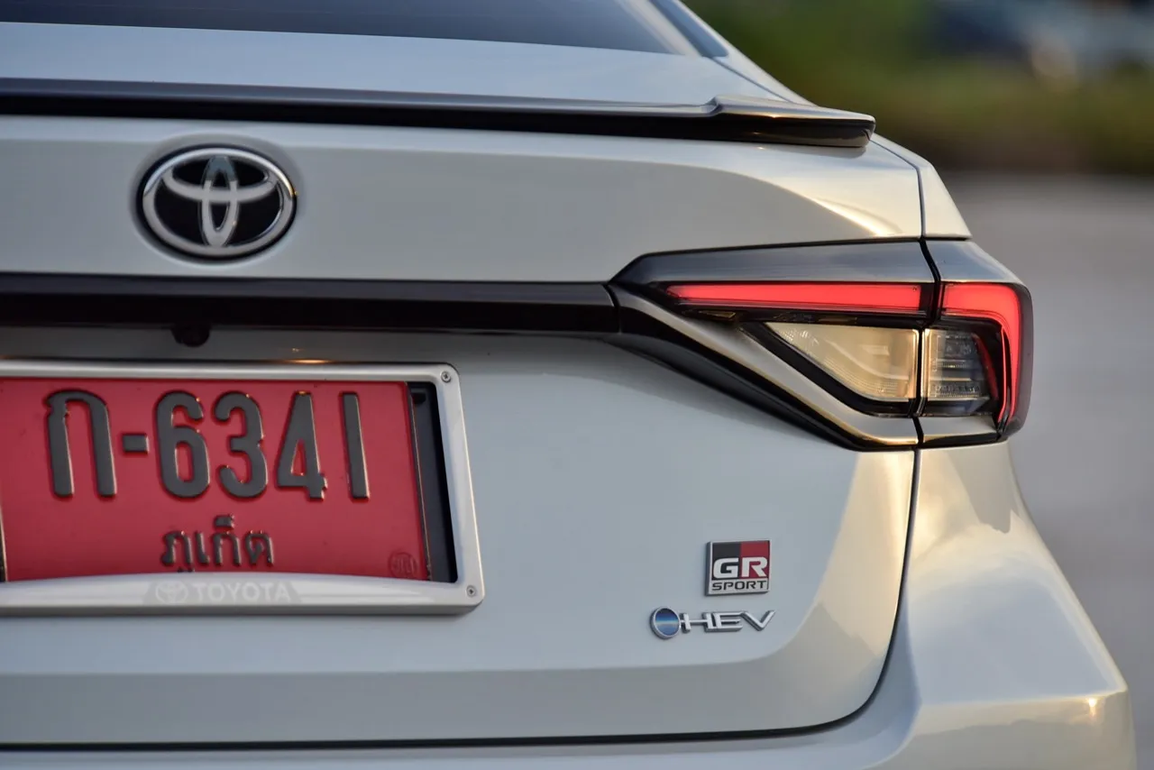 ขับดีเกินราคา! ทดสอบ TOYOTA COROLLA ALTIS HEV GR SPORT รุ่นปรับโฉม 