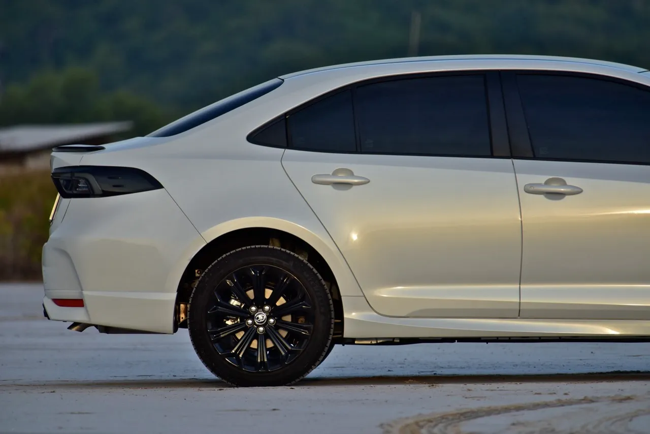 ขับดีเกินราคา! ทดสอบ TOYOTA COROLLA ALTIS HEV GR SPORT รุ่นปรับโฉม 