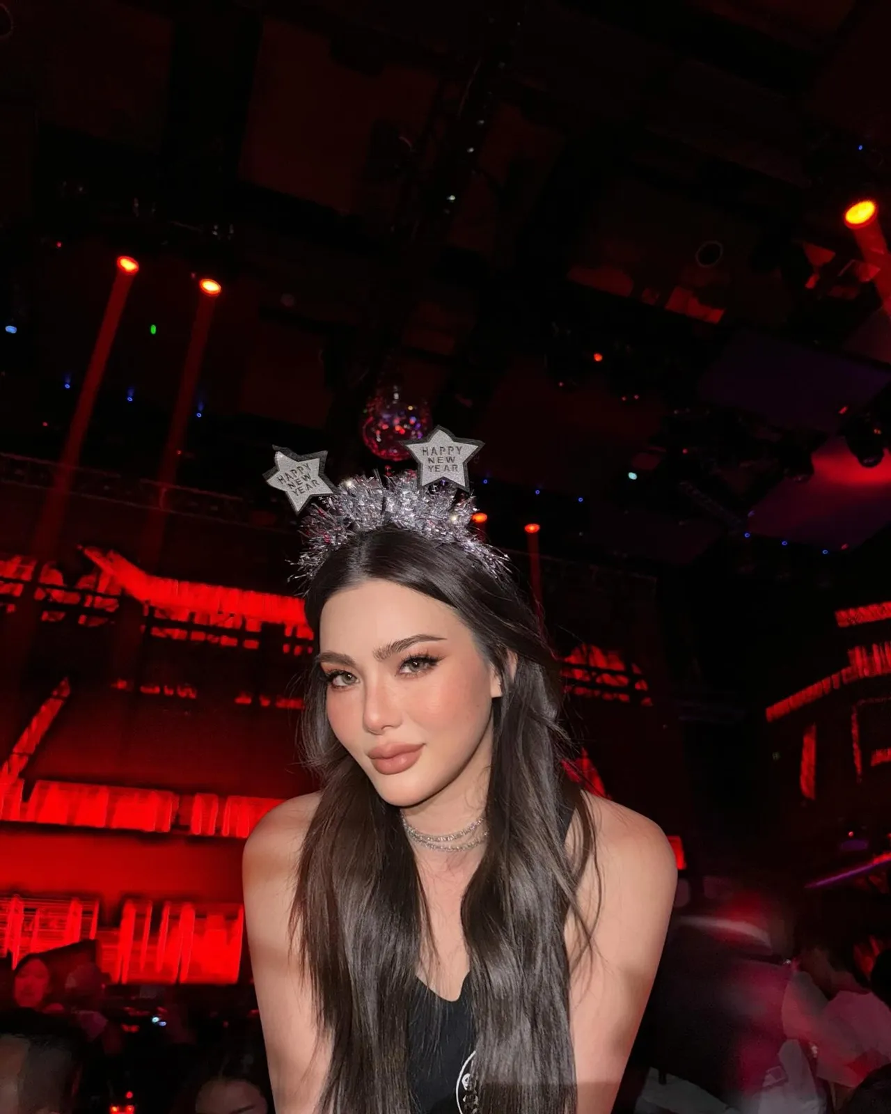 ดิว อริสรา เดินหน้าหาเงิน ทยอยโพสต์ขายแบรนด์เนมของตัวเอง เห็นราคาแล้วร้องว้าว