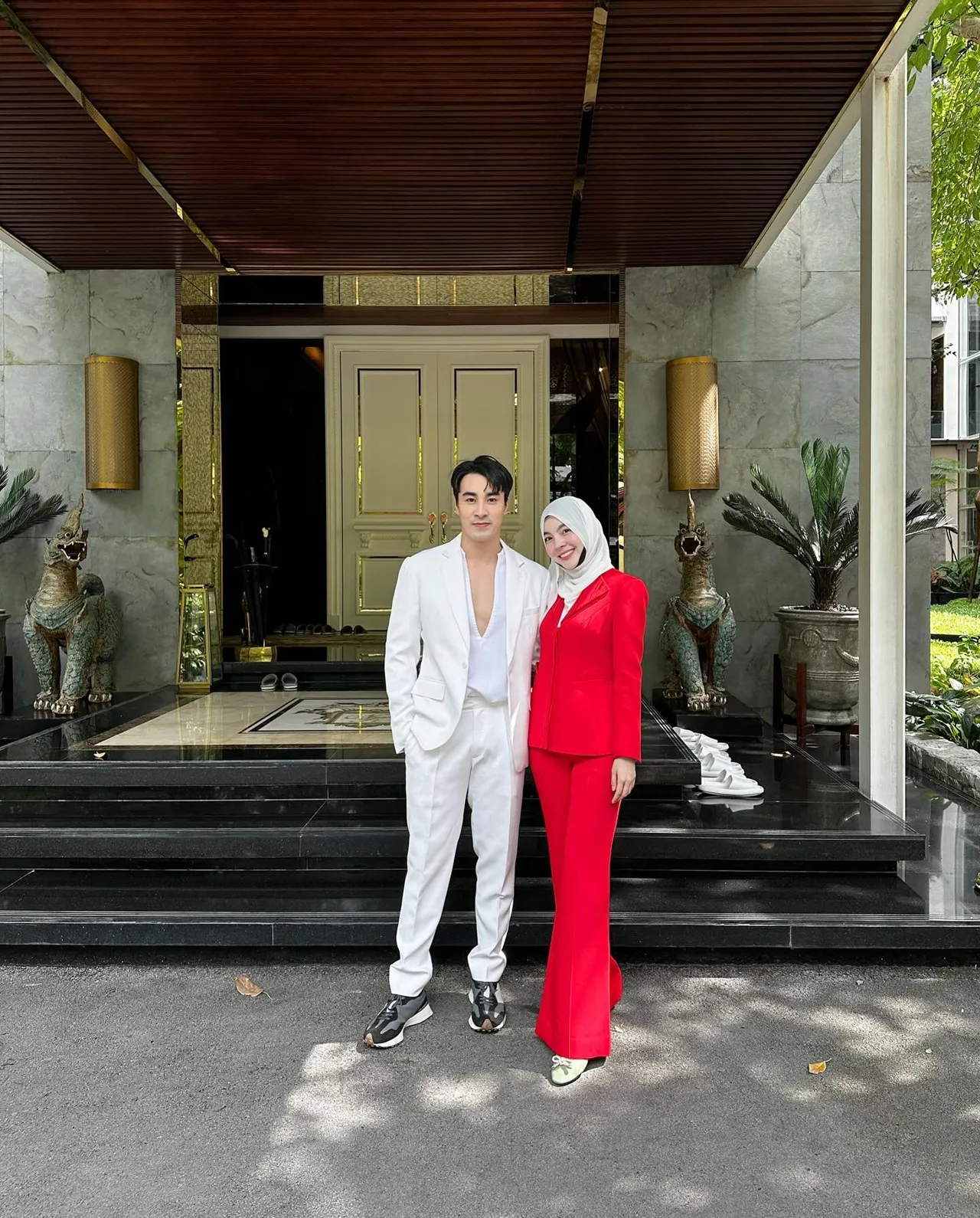 ส่องชีวิต ฟีฟ่า เปรมอนันต์ พระเอกช่อง 7 หลังแต่งงาน ช่วยภรรยาออกบูธขายบะหมี่