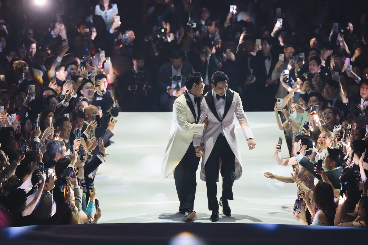 วู้ดดี้-โอ๊ต ควงคู่ฉลองวิวาห์สุดอบอุ่น ภายใต้คอนเซปต์ WANDOLAND OF LOVE