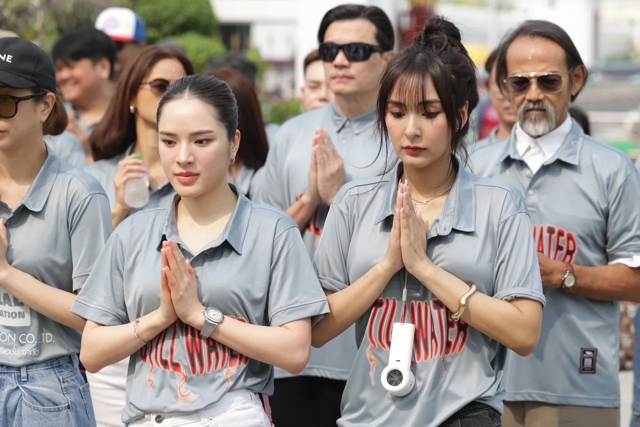 รันวงการ เพชร อิทธิ ทุ่มทุนสร้าง ลุยธุรกิจบันเทิง บวงสรวง 2 โปรเจกต์ยักษ์