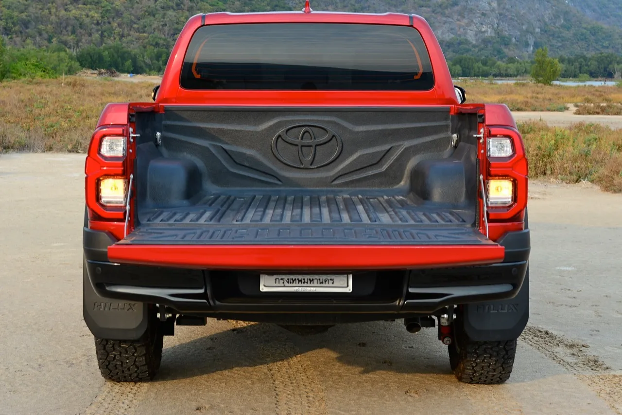 จากแอดิเลดถึงกุยบุรี ทดสอบ TOYOTA HILUX REVO GR SPORT