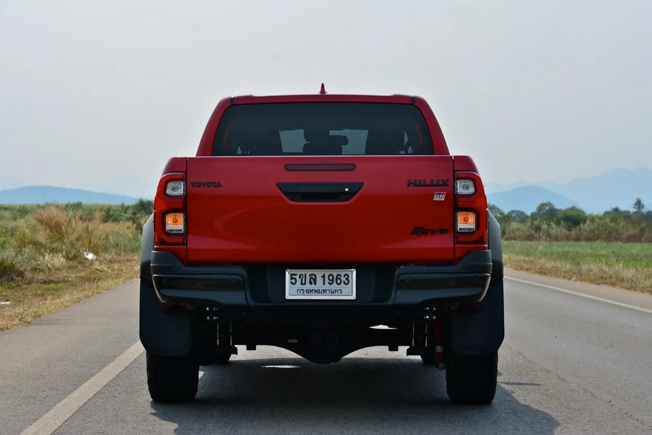 จากแอดิเลดถึงกุยบุรี ทดสอบ TOYOTA HILUX REVO GR SPORT
